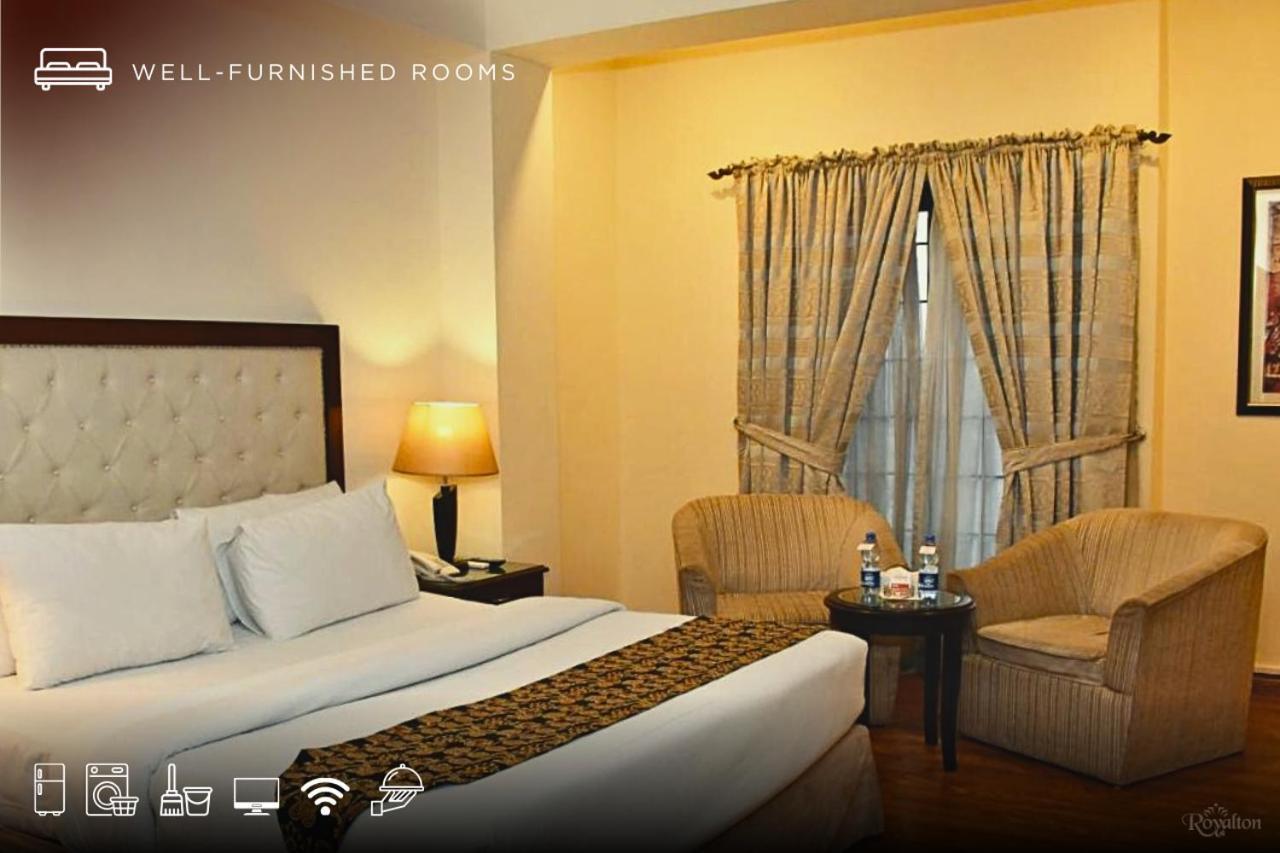 Royalton Hotel Rawalpindi Extérieur photo
