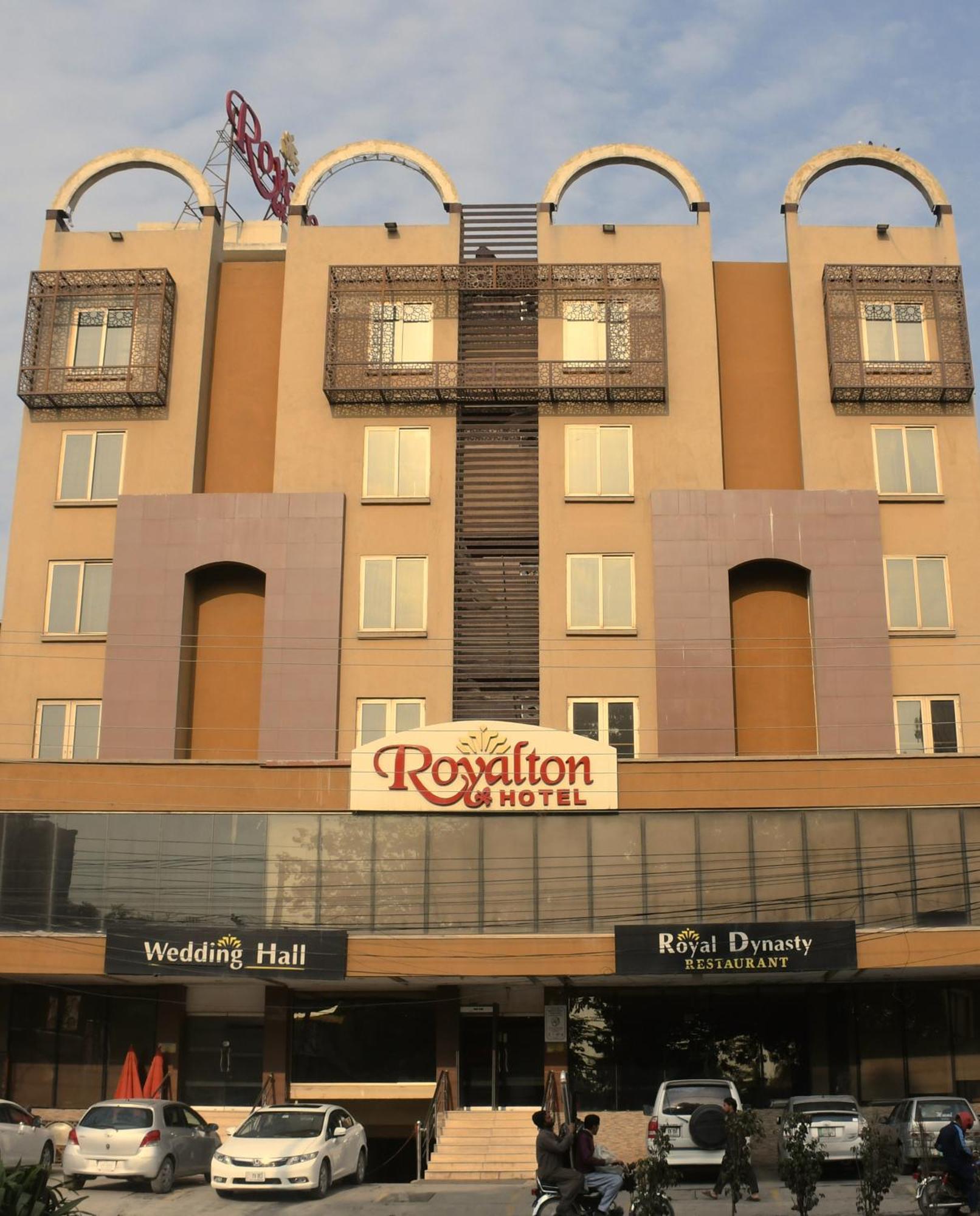 Royalton Hotel Rawalpindi Extérieur photo