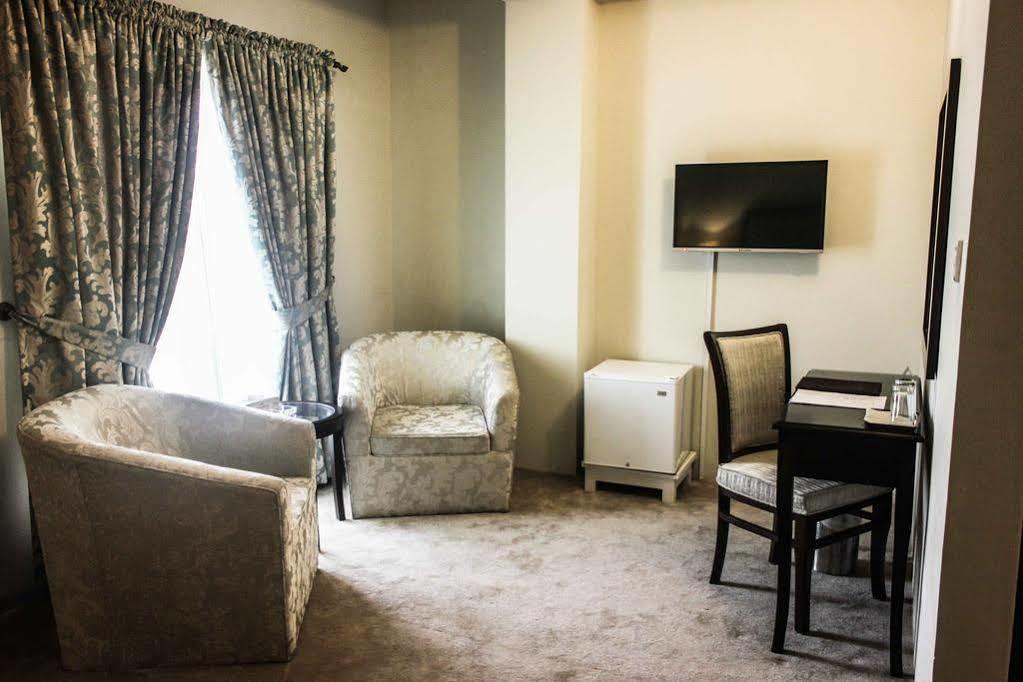 Royalton Hotel Rawalpindi Extérieur photo
