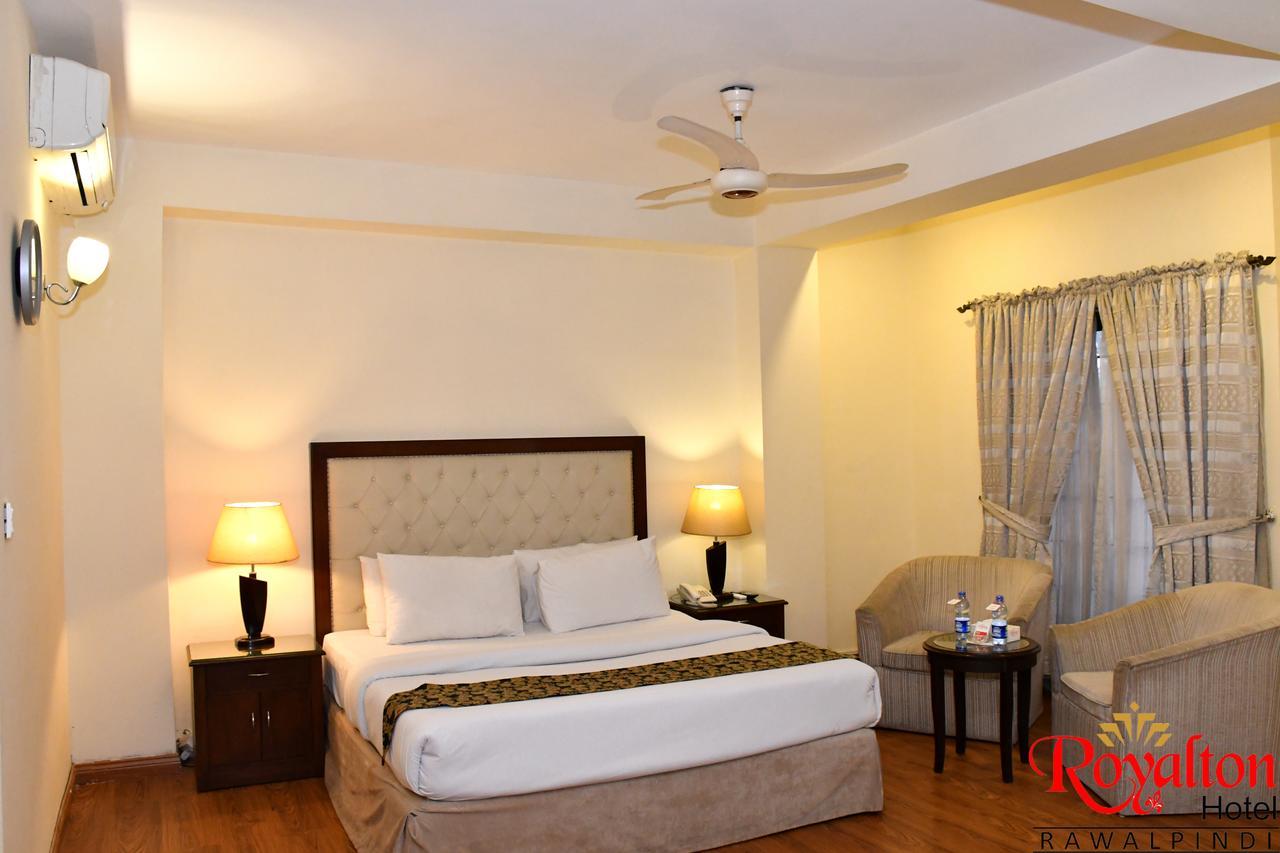 Royalton Hotel Rawalpindi Extérieur photo