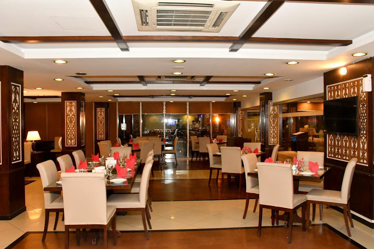 Royalton Hotel Rawalpindi Extérieur photo