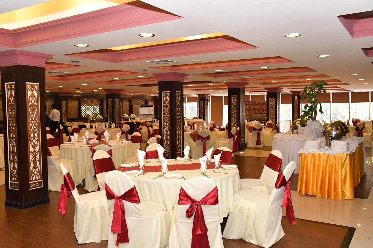 Royalton Hotel Rawalpindi Extérieur photo